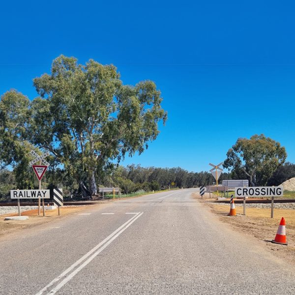 arc-level-crossing-1